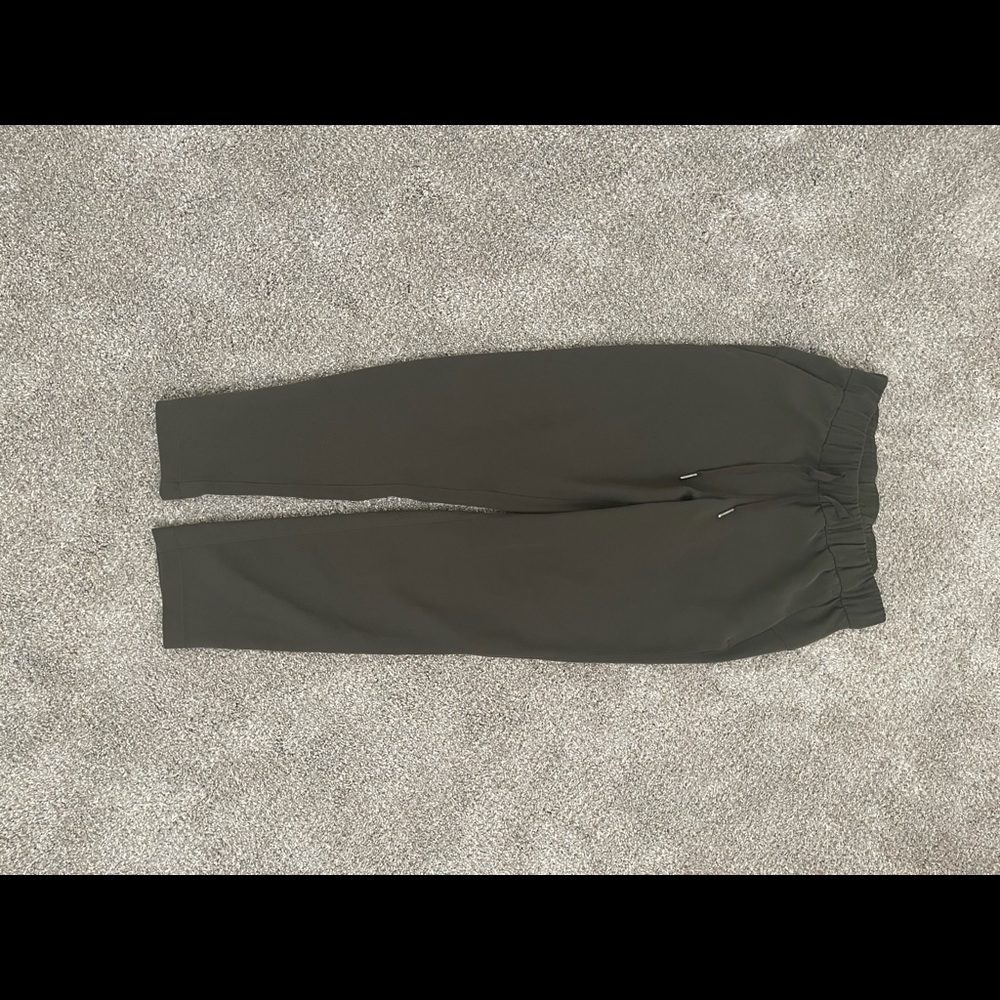 Lululemon On The Fly linen pant